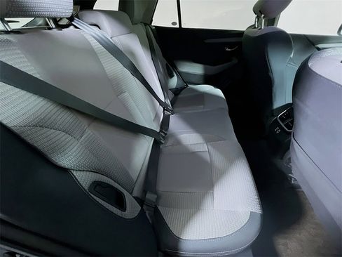 Used 2025 Subaru Outback Premium image 24