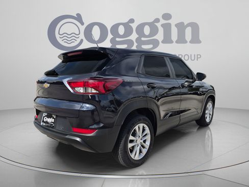 Used 2021 Chevrolet TrailBlazer LS FWD image 5