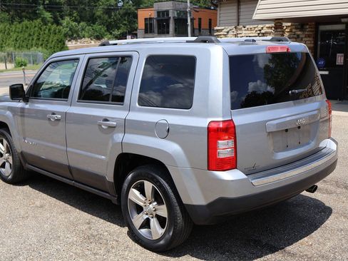 Used 2016 Jeep Patriot High Altitude FWD image 6