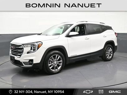 Used 2023 GMC Terrain SLT