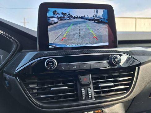 Used 2024 Ford Escape ST-Line image 15