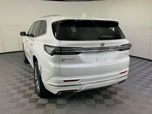 Used 2025 Buick Enclave Avenir w/ Super Cruise Package AWD/4WD image 9