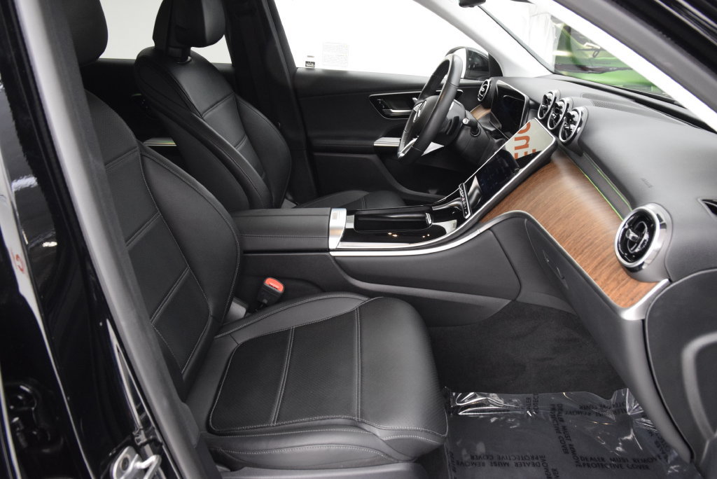 Certified 2025 Mercedes-Benz GLC 350e 4MATIC image 16
