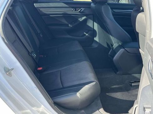 Used 2020 Honda Accord Sport image 19