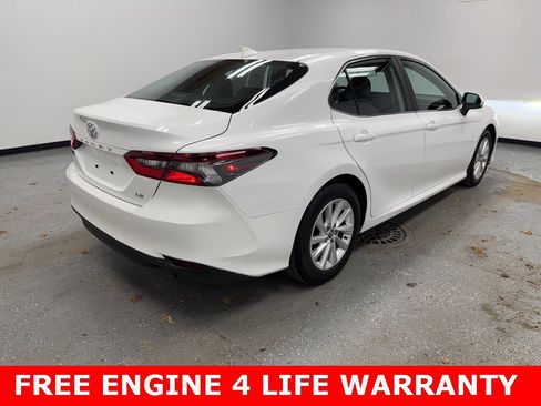 Used 2024 Toyota Camry LE image 3