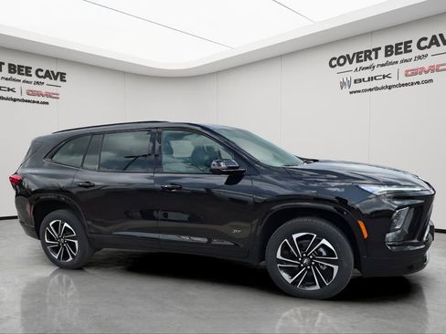 New 2026 Buick Enclave Sport Touring w/ LPO, Floor Liner Package image 12