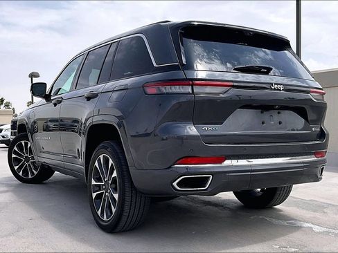 Used 2023 Jeep Grand Cherokee Overland w/ Advanced Protech Group III AWD/4WD image 4