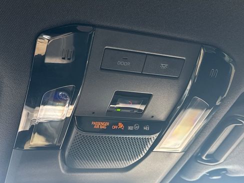 Used 2025 Toyota Land Cruiser image 29