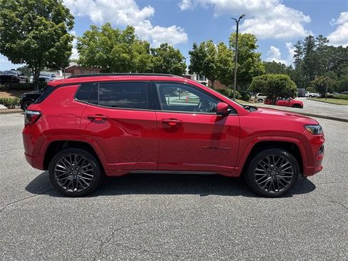 Used 2022 Jeep Compass Limited image 6