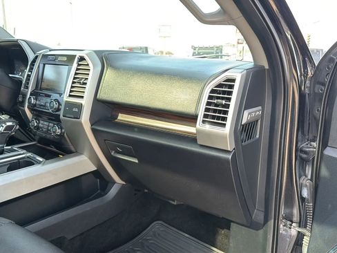 Used 2015 Ford F150 Lariat RWD image 87