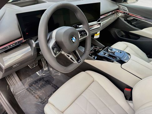 New 2027 BMW 540i xDrive w/ Executive Package AWD/4WD image 26
