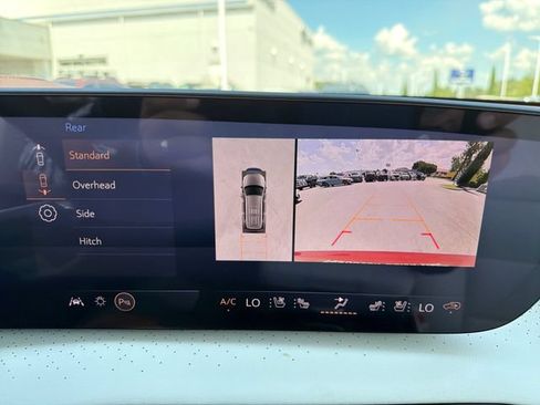 New 2026 Buick Enclave Avenir w/ Super Cruise Package FWD image 13