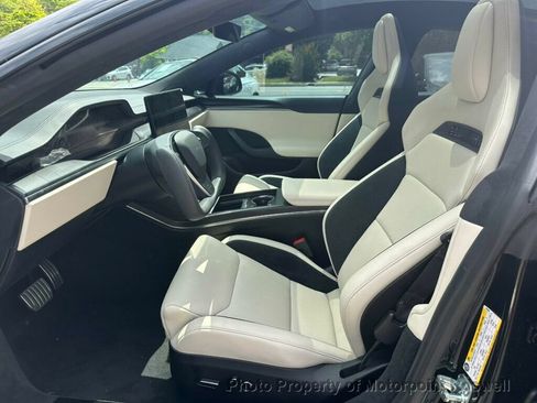 Used 2026 Tesla Model S Plaid AWD/4WD image 24