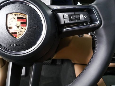 New 2026 Porsche Macan S image 11