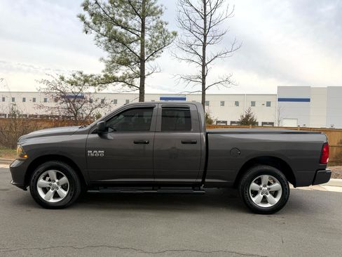 Used 2015 RAM 1500 Express image 9