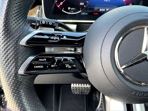 Certified 2024 Mercedes-Benz GLC 300 image 20