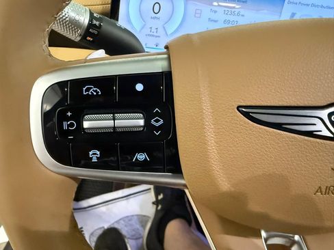 Certified 2025 Genesis G80 2.5T AWD/4WD image 33
