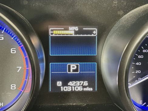 Used 2017 Subaru Legacy 2.5i Premium AWD/4WD image 19