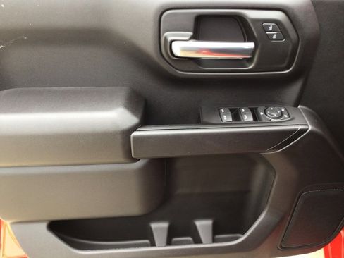 New 2025 Chevrolet Silverado 1500 Custom image 11