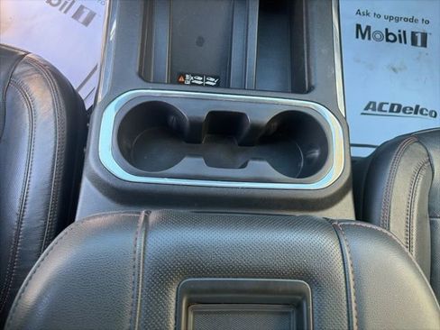 Used 2021 GMC Sierra 2500 AT4 w/ AT4 Preferred Package AWD/4WD image 14
