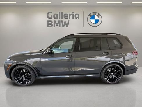 Certified 2026 BMW X7 xDrive40i w/ M Sport Package image 2