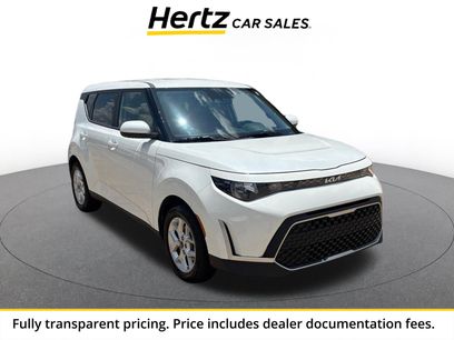 Used 2025 Kia Soul LX w/ LX Technology Package