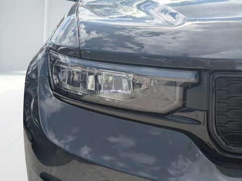 New 2025 Jeep Grand Cherokee L Limited w/ Black Appearance Package image 8