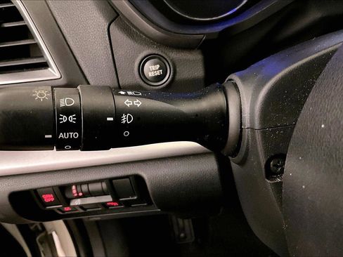 Used 2019 Subaru Crosstrek 2.0i Limited w/ Moonroof Package w/Navigation image 30