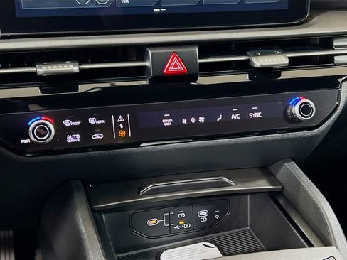 New 2026 Kia Sportage X-Line image 15