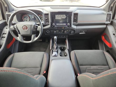Used 2023 Nissan Frontier PRO-4X w/ Pro Convenience Package image 11