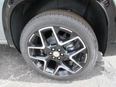 New 2026 Chevrolet Traverse High Country FWD image 8