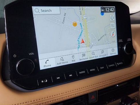 Certified 2023 Nissan Rogue Platinum w/ Platinum Premium Package FWD image 21