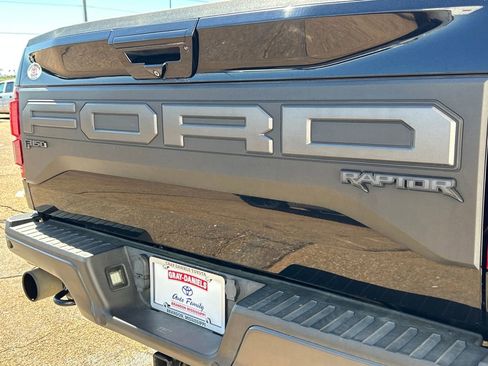 Used 2020 Ford F150 Raptor w/ Equipment Group 802A Luxury image 34