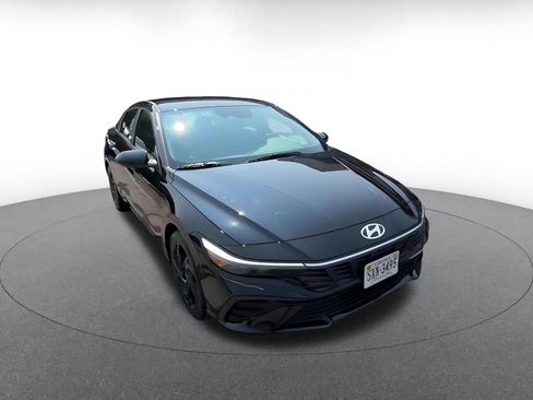 Used 2026 Hyundai Elantra Sport FWD image 3