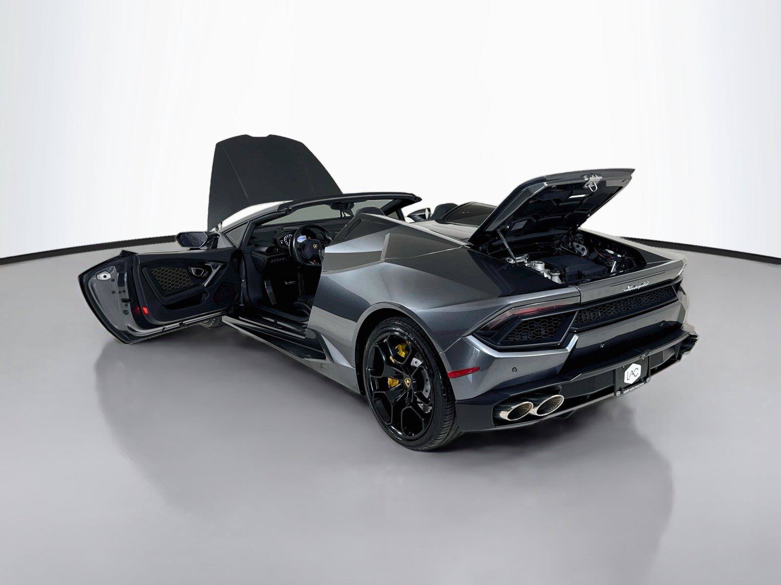 Used 2017 Lamborghini Huracan LP 580-2 RWD image 38