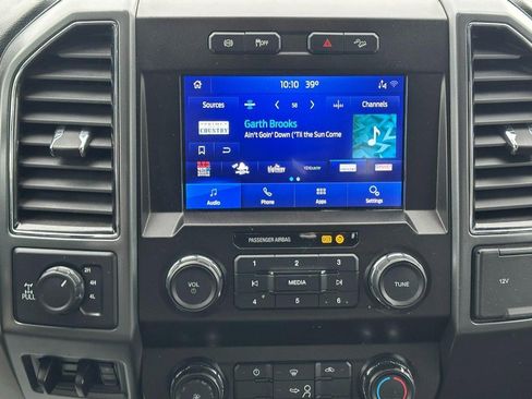 Used 2022 Ford F250 XLT w/ FX4 Off-Road Package image 13