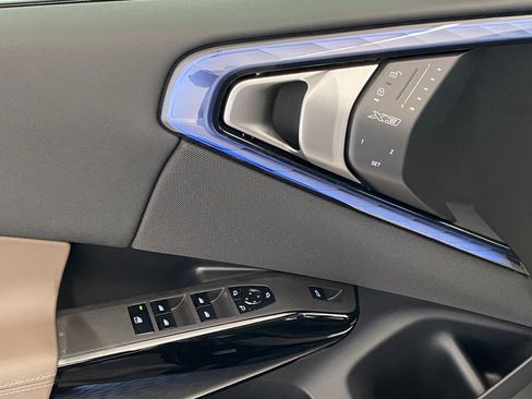 New 2026 BMW X3 xDrive30 w/ M Sport Package image 23