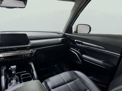 Used 2023 Kia Telluride EX w/ EX Captain's Chair Package FWD image 28