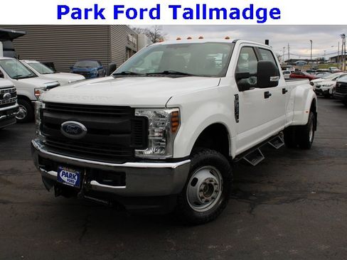 Used 2019 Ford F350 XL w/ Power Equipment Group image 10