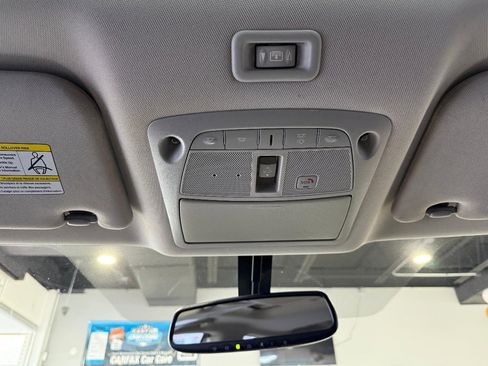 Used 2020 Nissan Pathfinder Platinum image 20