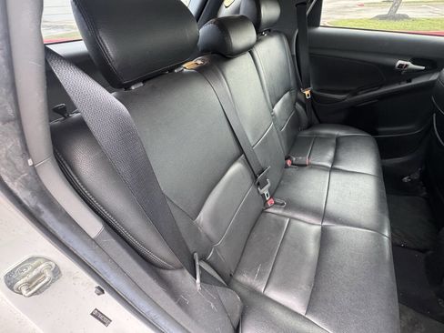 Used 2009 Toyota Matrix FWD image 16