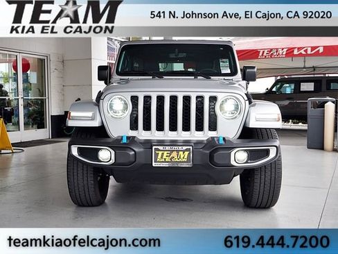 Used 2023 Jeep Wrangler Unlimited Sahara AWD/4WD image 4