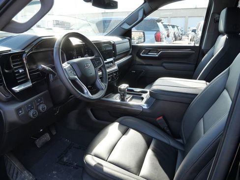 Used 2025 Chevrolet Silverado 1500 RST w/ Convenience Package II image 29