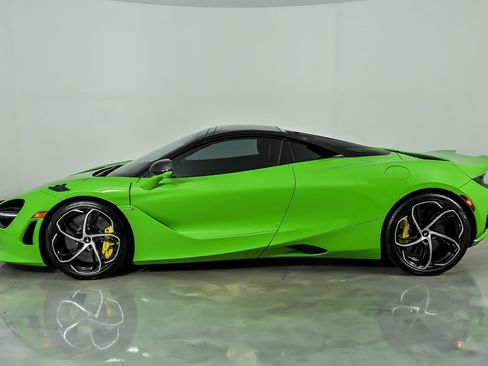 Used 2024 McLaren 750S Spider RWD image 19
