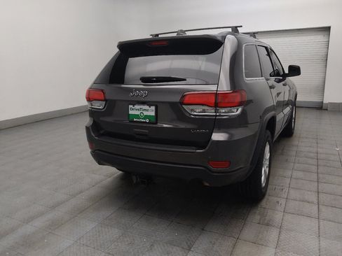Used 2021 Jeep Grand Cherokee Laredo RWD image 9