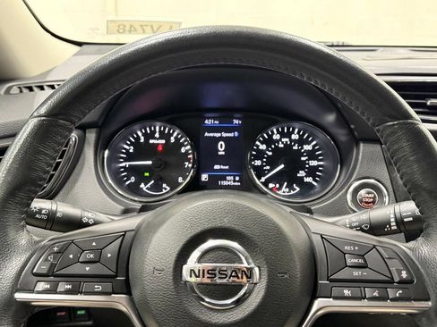 Used 2018 Nissan Rogue SL FWD image 20