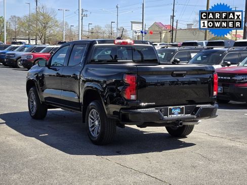 Used 2025 Chevrolet Colorado LT w/ LT Convenience Package image 5