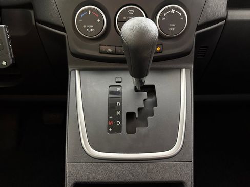 Used 2012 MAZDA MAZDA5 Sport image 17