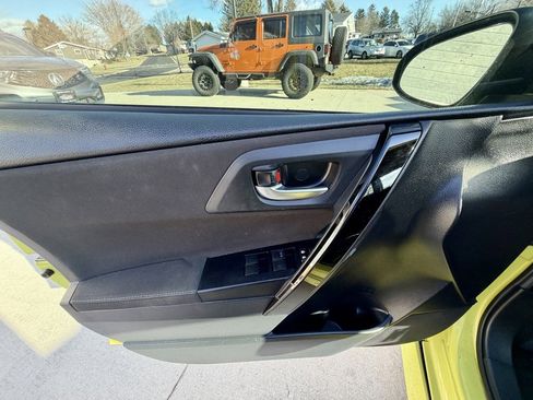 Used 2016 Scion iM image 22