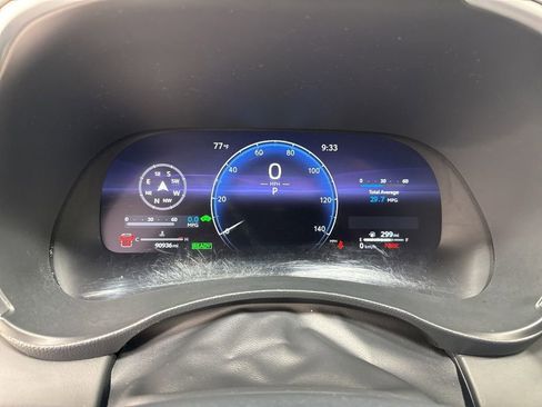 Used 2023 Toyota Highlander Limited image 28